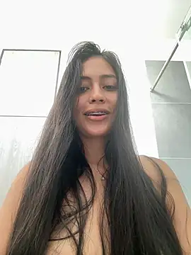 Sophie  Foxxx online show from January 7, 2025, 3:23 pm
