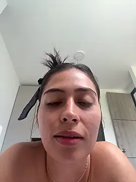 Sophie  Foxxx online show from January 8, 2025, 3:50 pm