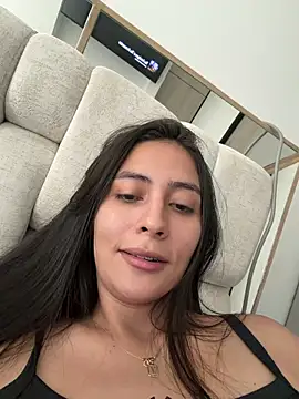 Sophie  Foxxx online show from January 6, 2026, 6:33 pm