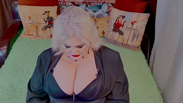 stiphlermom online show from December 18, 2025, 3:51 pm