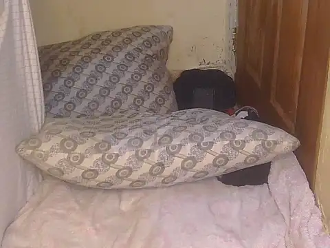 Pretty hazel online show from December 14, 2025, 9:14 am