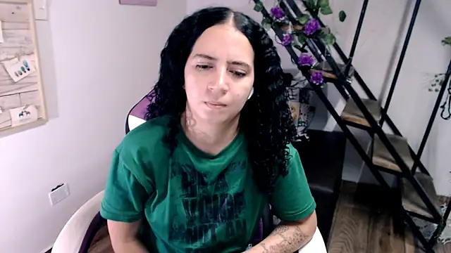 Snapshot of samantha_baby_ chatting on February 1, 2026, 7:18 am samantha baby online show from February 1, 2026, 7:18 am