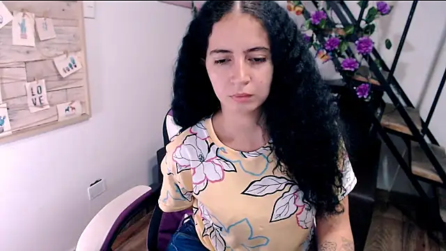 Snapshot of samantha_baby_ chatting on April 18, 2026, 7:07 pm samantha baby online show from April 18, 2026, 7:07 pm