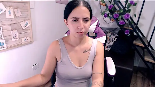 Snapshot of samantha_baby_ chatting on April 29, 2026, 5:30 pm samantha baby online show from April 29, 2026, 5:30 pm