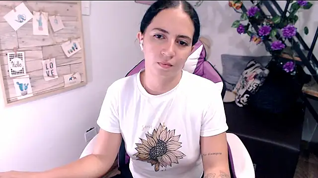 Snapshot of samantha_baby_ chatting on May 3, 2026, 4:18 am samantha baby online show from May 3, 2026, 4:18 am