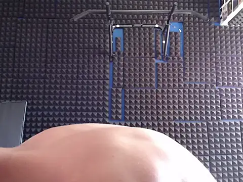 Snapshot of Curly_Angel24 chatting on October 15, 2025, 4:18 pm Curly Angel24 online show from October 15, 2025, 4:18 pm