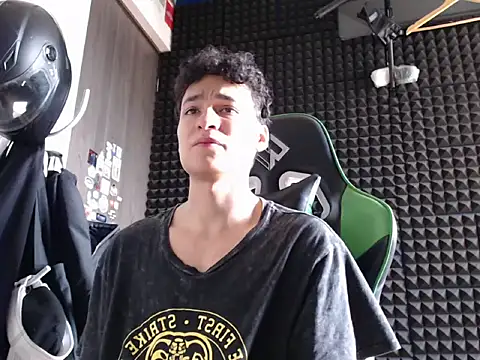 Curly Angel24 online show from March 3, 2026, 3:07 pm