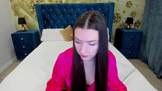 Katrina Minchels online show from March 15, 2026, 5:24 am