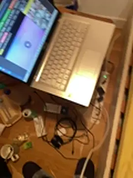 Snapshot of la_chiennete chatting on March 12, 2026, 9:21 pm la chiennete online show from March 12, 2026, 9:21 pm