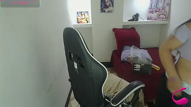 Charis 21 online show from January 31, 2026, 7:11 pm