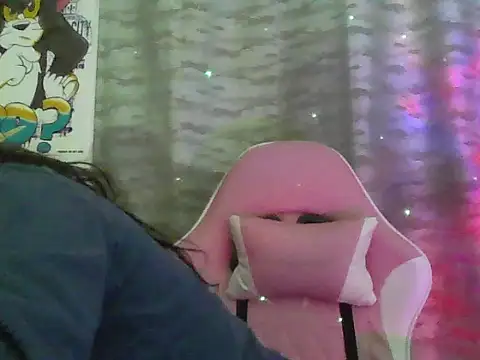 Snapshot of Charis_21 chatting on July 4, 2026, 12:28 am Charis 21 online show from July 4, 2026, 12:28 am
