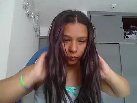 Snapshot of Charis_21 chatting on July 11, 2026, 5:26 pm Charis 21 online show from July 11, 2026, 5:26 pm