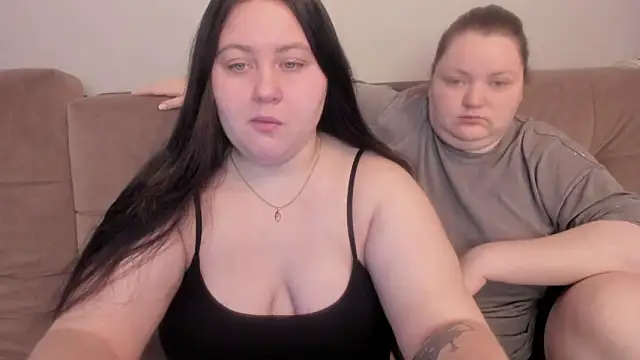 ihaveasecret  online show from September 17, 2025, 11:39 pm