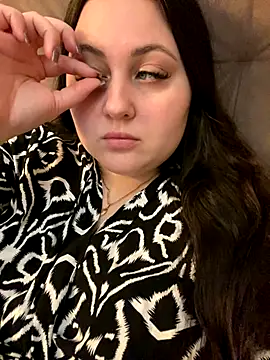 ihaveasecret  online show from October 6, 2025, 11:18 am