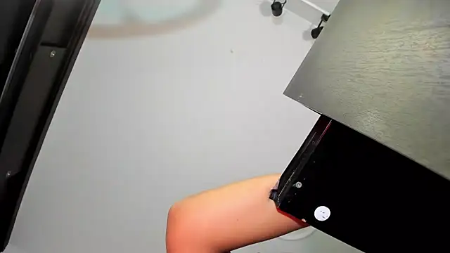 Apotheosis01 online show from February 5, 2026, 11:37 am