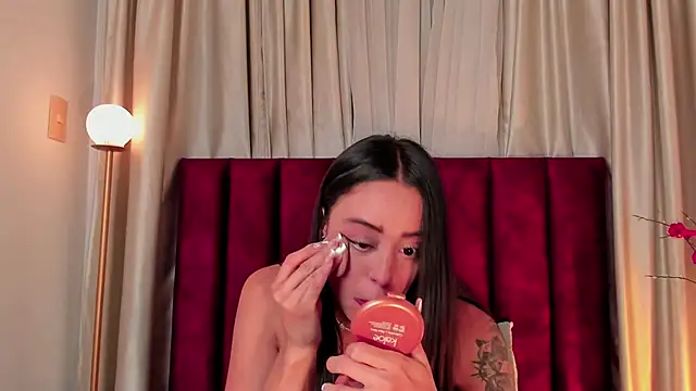 NoraDasilva online show from February 20, 2025, 12:52 am