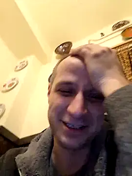 popperspair online show from March 17, 2025, 10:38 pm