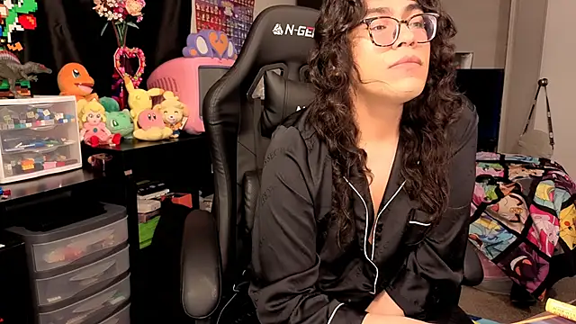 ShinyCherub online show from September 30, 2025, 1:54 am