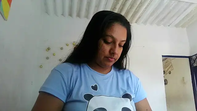 almaswan1 online show from December 10, 2024, 5:22 pm