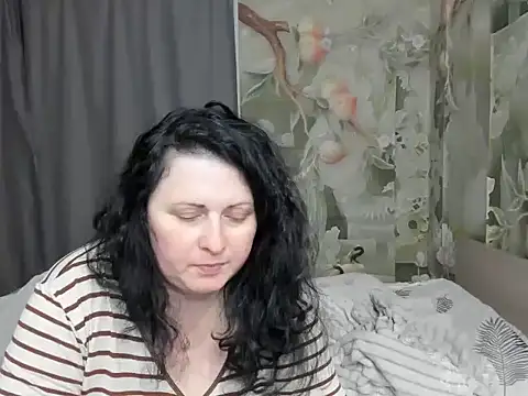 Lillian2 online show from March 27, 2026, 8:26 am