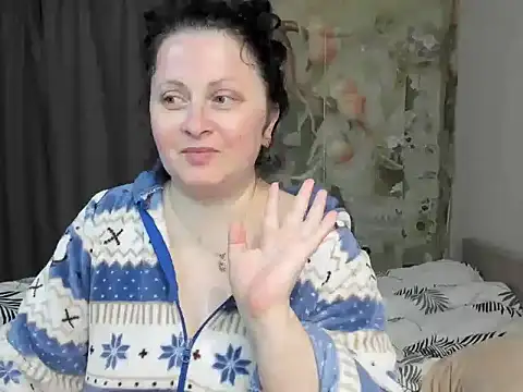 Snapshot of Lillian2 chatting on May 16, 2026, 5:26 am Lillian2 online show from May 16, 2026, 5:26 am