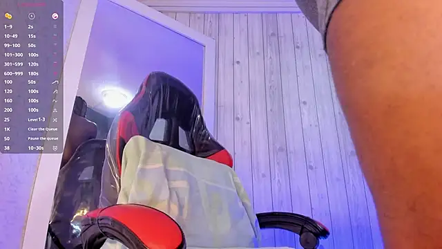 DominicSccott online show from November 13, 2025, 1:10 pm