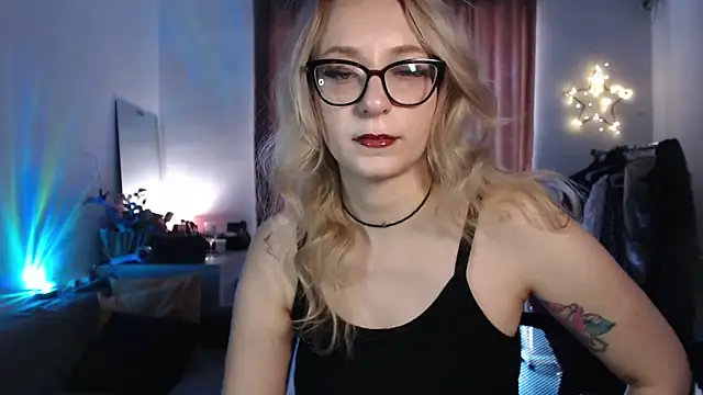 Snapshot of welliza chatting on October 16, 2025, 7:20 am welliza online show from October 16, 2025, 7:20 am