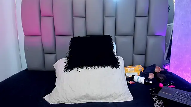  MiaBrown  online show from January 21, 2025, 12:07 pm