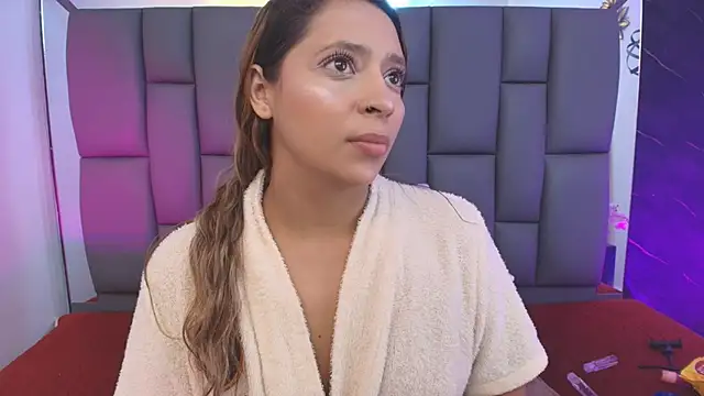  MiaBrown  online show from February 17, 2026, 12:12 pm