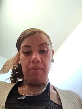 assonphatphat online show from November 23, 2025, 10:09 pm