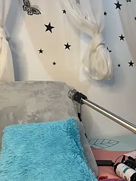 Aleja DANS online show from October 23, 2025, 1:43 pm