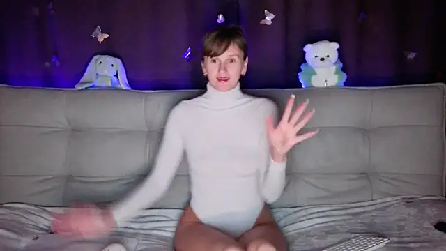 intolerable girl online show from November 20, 2025, 7:46 pm