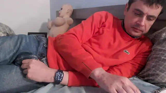 freddy0222222 online show from December 4, 2024, 12:25 pm