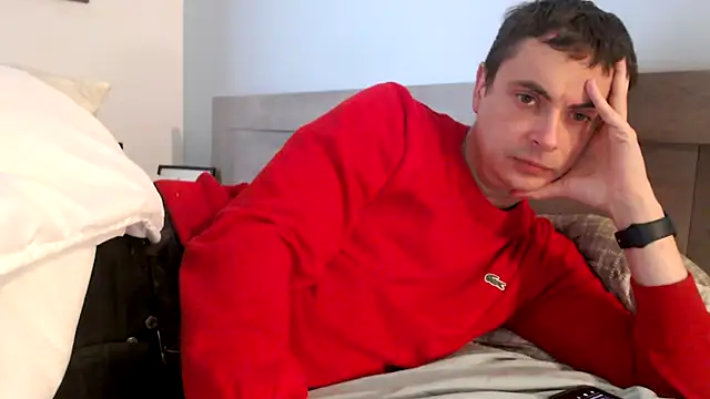 freddy0222222 online show from October 21, 2025, 10:49 am