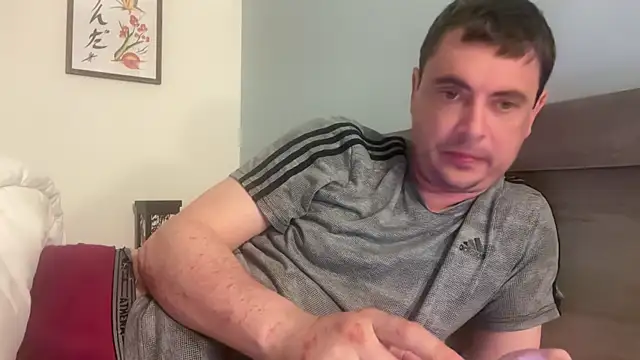 freddy0222222 online show from May 5, 2026, 5:37 am