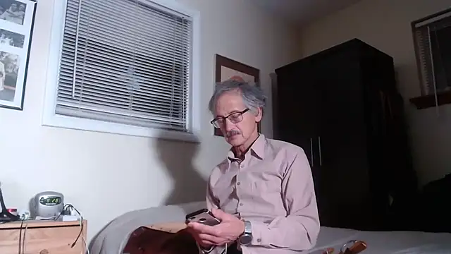 Snapshot of hottottrot691 chatting on February 3, 2025, 1:30 am hottottrot691 online show from February 3, 2025, 1:30 am