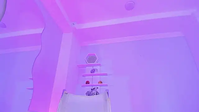 CamileHolmes online show from March 2, 2025, 7:43 am