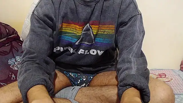 Alexdelarge323 online show from December 30, 2024, 7:00 pm