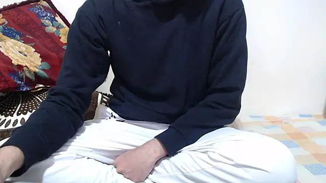 Alexdelarge323 online show from February 19, 2026, 12:34 pm