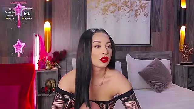 MadyLuxxx online show from January 16, 2025, 7:10 pm