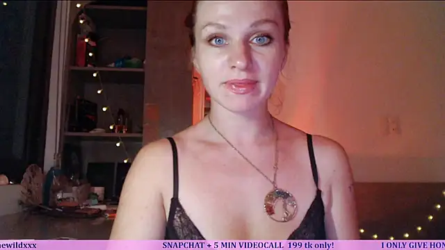 Snapshot of Cassie_Wild chatting on July 17, 2026, 2:02 pm Cassie Wild online show from July 17, 2026, 2:02 pm