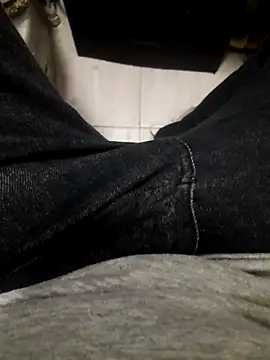 Snapshot of Luismimor93 chatting on January 23, 2025, 12:14 am Luismimor93 online show from January 23, 2025, 12:14 am