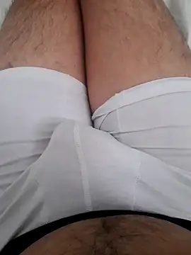 Snapshot of Luismimor93 chatting on January 23, 2025, 2:07 pm Luismimor93 online show from January 23, 2025, 2:07 pm