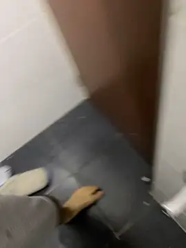 Snapshot of Luismimor93 chatting on October 13, 2025, 3:45 pm Luismimor93 online show from October 13, 2025, 3:45 pm