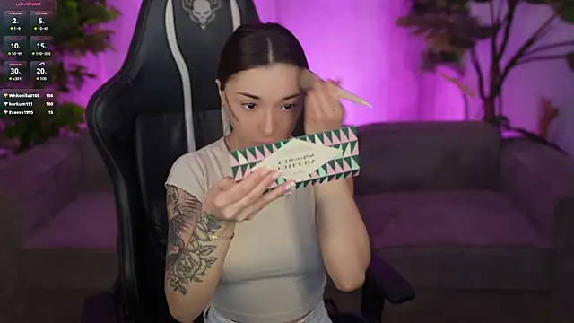 Jasmine Flow online show from April 21, 2026, 6:52 am