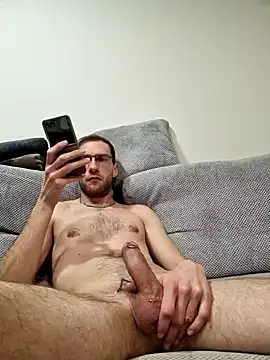 Snapshot of TOY_boy7 chatting on February 19, 2025, 8:52 pm TOY boy7 online show from February 19, 2025, 8:52 pm