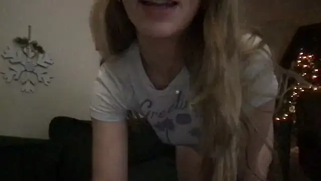 Snapshot of addiebby33 chatting on December 2, 2024, 1:36 am addiebby33 online show from December 2, 2024, 1:36 am