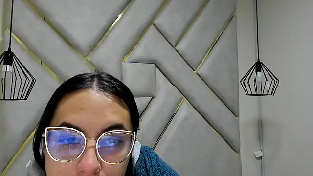 nalalye cruzz  online show from February 27, 2025, 2:42 am