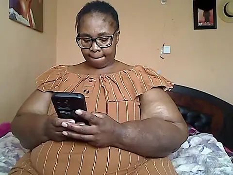 ZOQULUx online show from January 8, 2026, 8:27 am