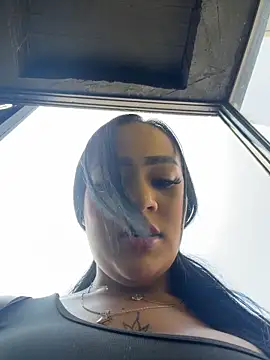 Snapshot of Luisa_Fernandaa chatting on March 26, 2026, 7:41 pm Luisa Fernandaa online show from March 26, 2026, 7:41 pm